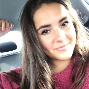 Meet your Posher, Brianna